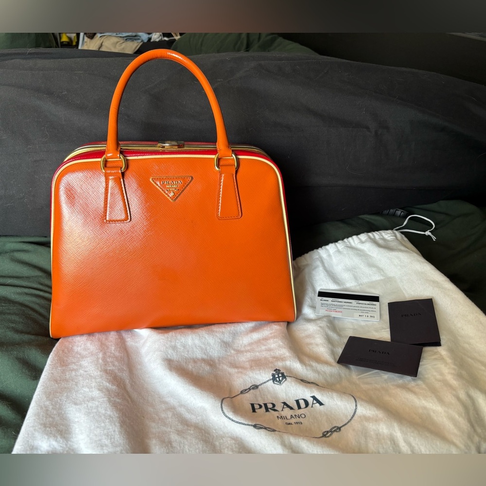 PRADA | RARE Limited Edition Papaya and Rosso Saffiano Vernice Pyramid Frame Bag - Picture 2 of 16